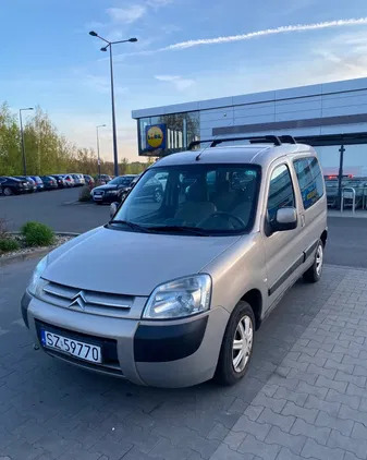 citroen berlingo śląskie Citroen Berlingo cena 9900 przebieg: 256000, rok produkcji 2007 z Zabrze